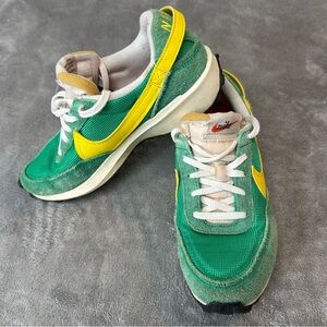 Nike Waffle Debut Vintage Stadium Green opti Yellow Women’s Size 9